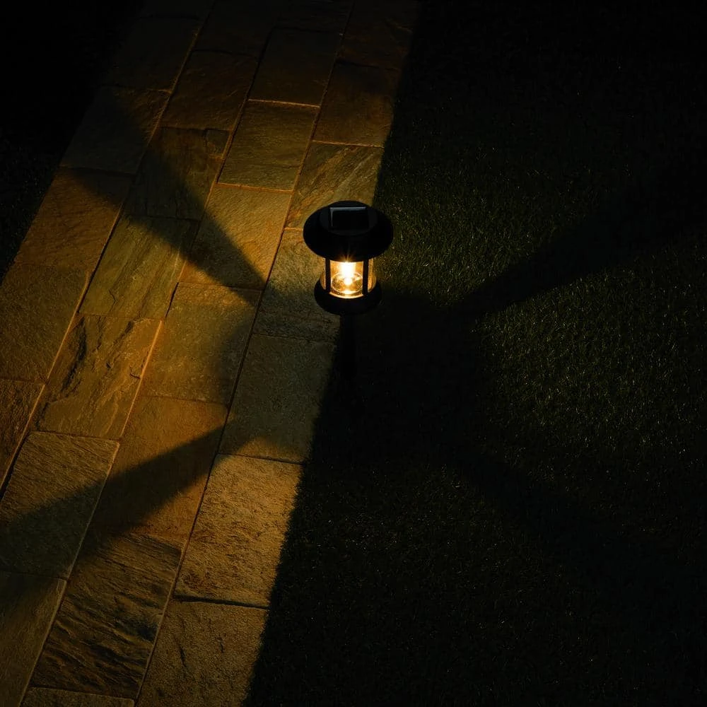 Hampton Bay Solar Black Outdoor Integrated LED 3000K 12-Lumens Vintage Bulb Seedy Glass Landscape Pathway Light Set (6-Pack) 5 Hampton Bay Solar Black Outdoor Integrated LED 3000K 12-Lumens Vintage Bulb Seedy Glass Landscape Pathway Light Set (6-Pack) - Image 5