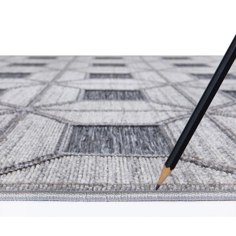 Hampton Bay Clover Gray 7 ft. 10 in. x 9 ft. 10 in. Indoor/Outdoor Area Rug 2 Hampton Bay Clover Gray 7 ft. 10 in. x 9 ft. 10 in. Indoor/Outdoor Area Rug - Image 2