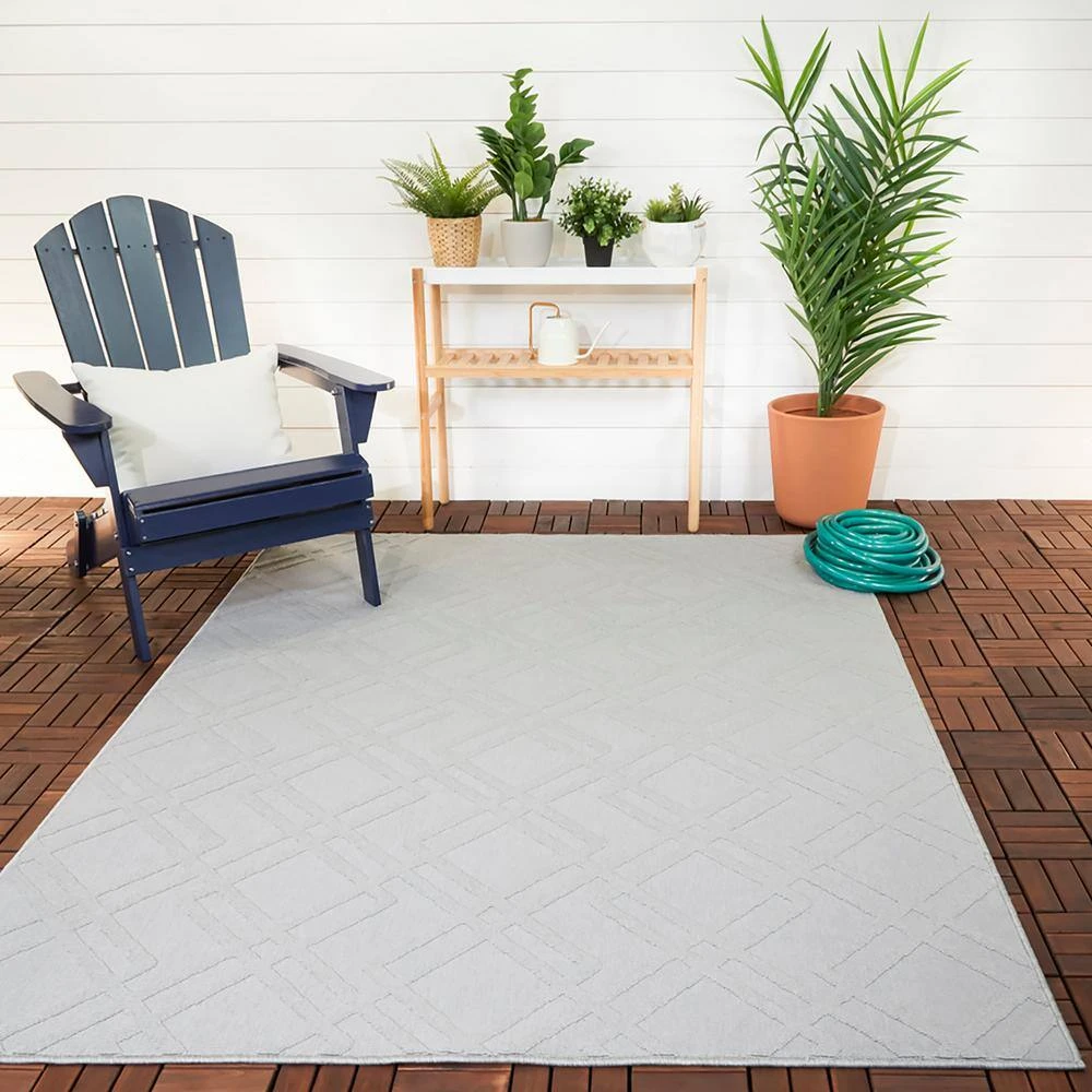 Hampton Bay Diamond Light Gray 9 ft. x 12 ft. Indoor/Outdoor Area Rug 2 Hampton Bay Diamond Light Gray 9 ft. x 12 ft. Indoor/Outdoor Area Rug - Image 2